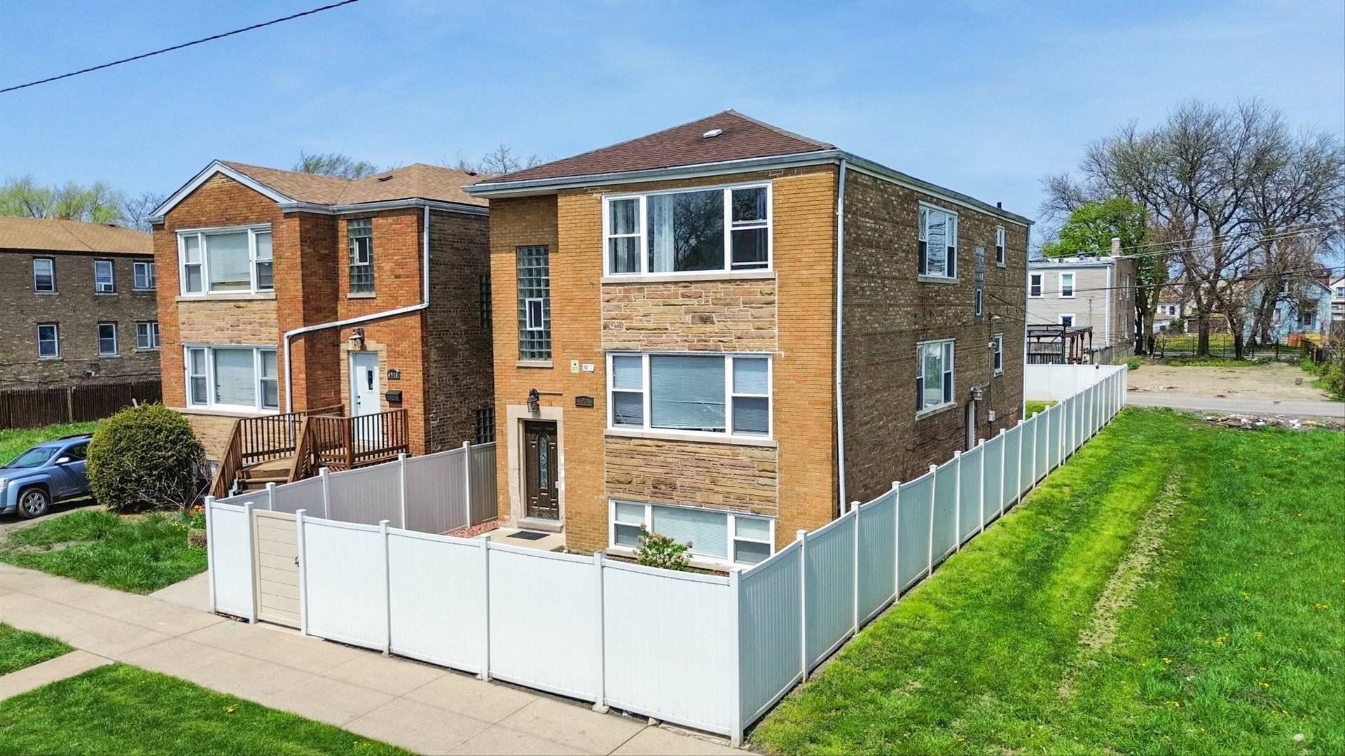 Chicago, IL 60644,4906 W Arthington ST