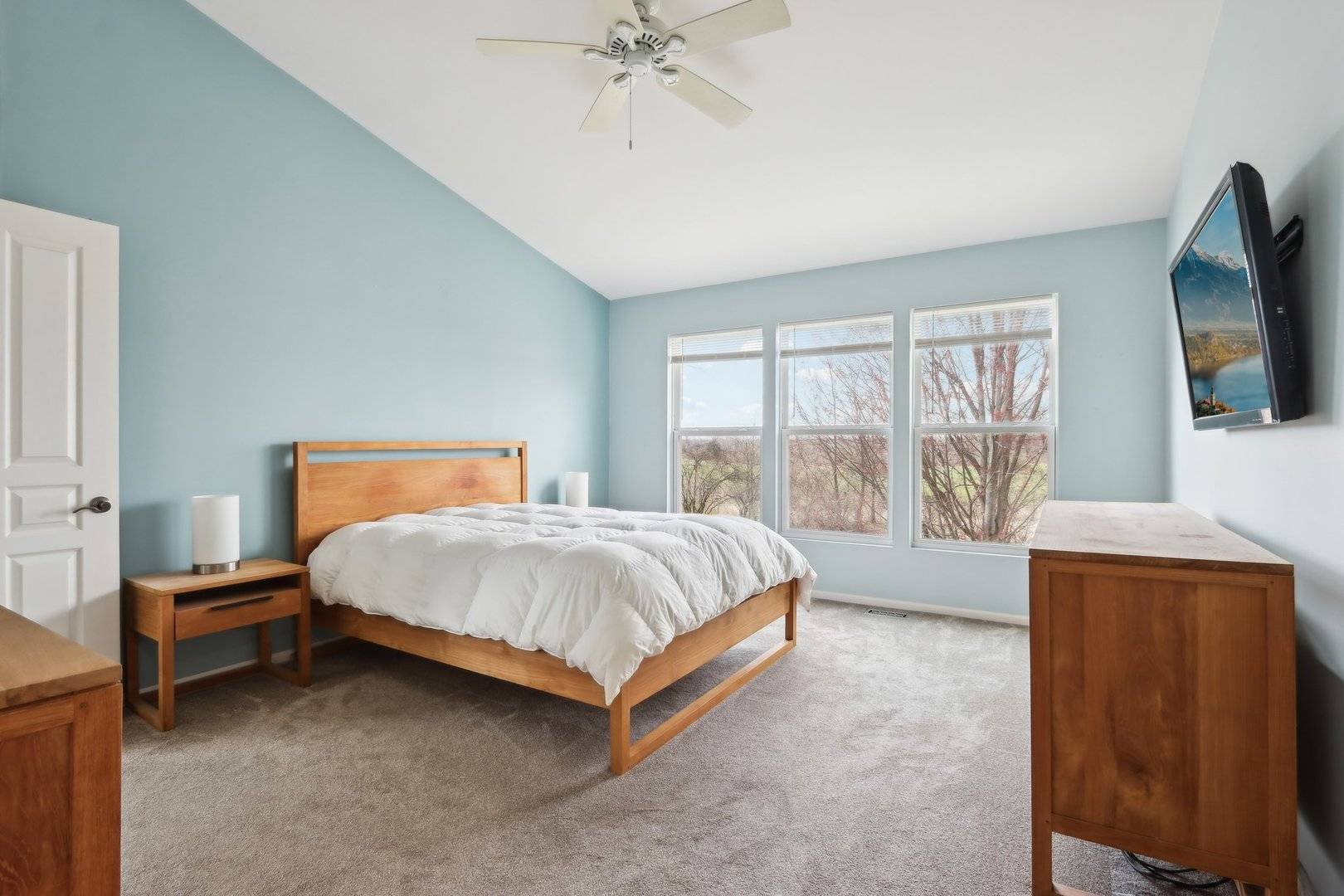 Antioch, IL 60002,1214 Blue Heron CIR