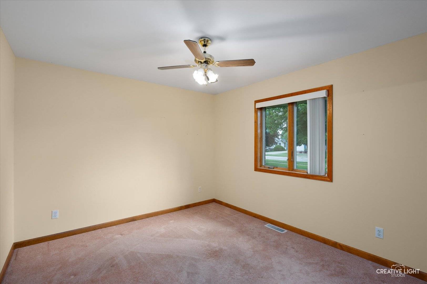 Sandwich, IL 60548,1231 Anthony LN