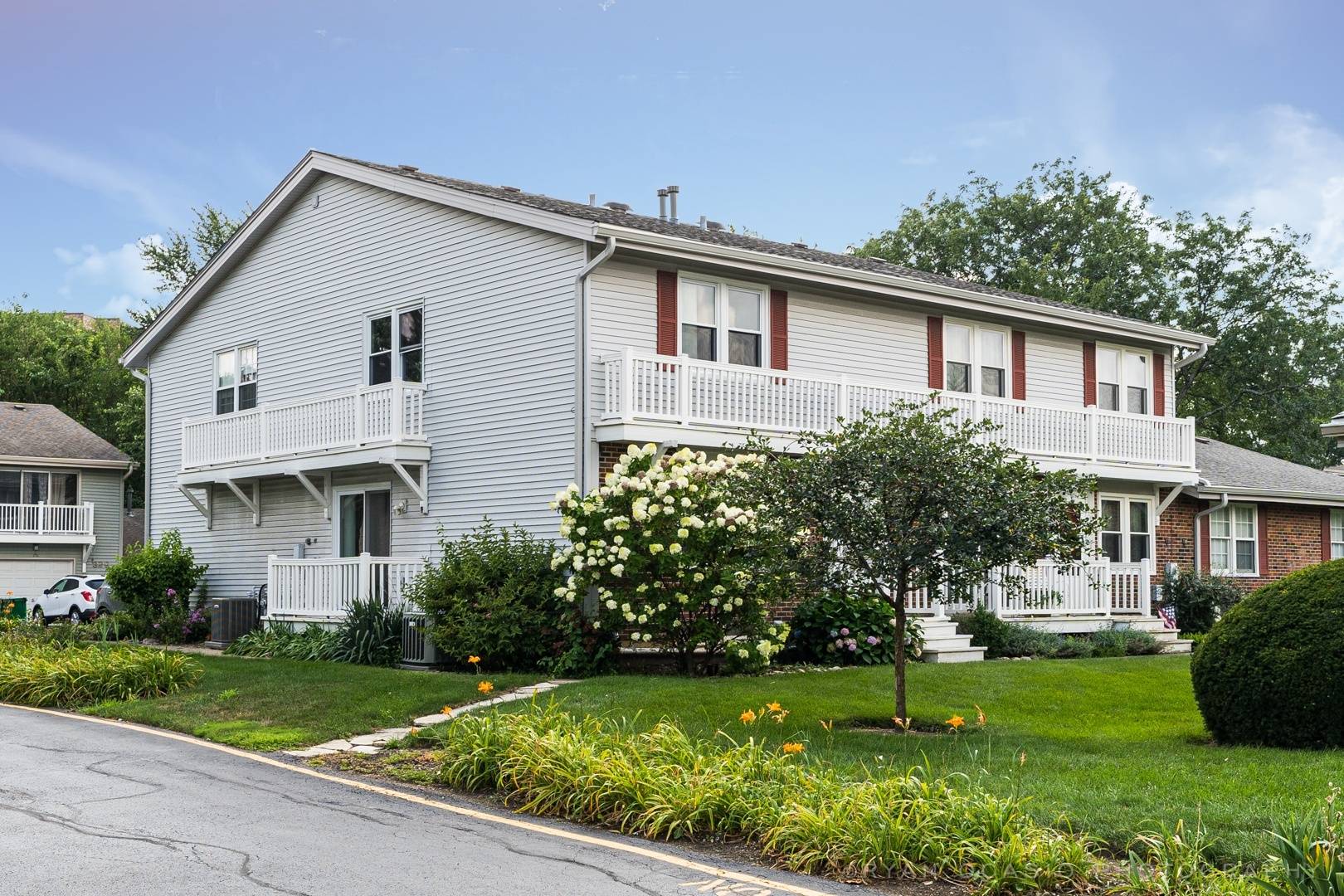Bloomingdale, IL 60108,328 GEORGETOWN CT #C
