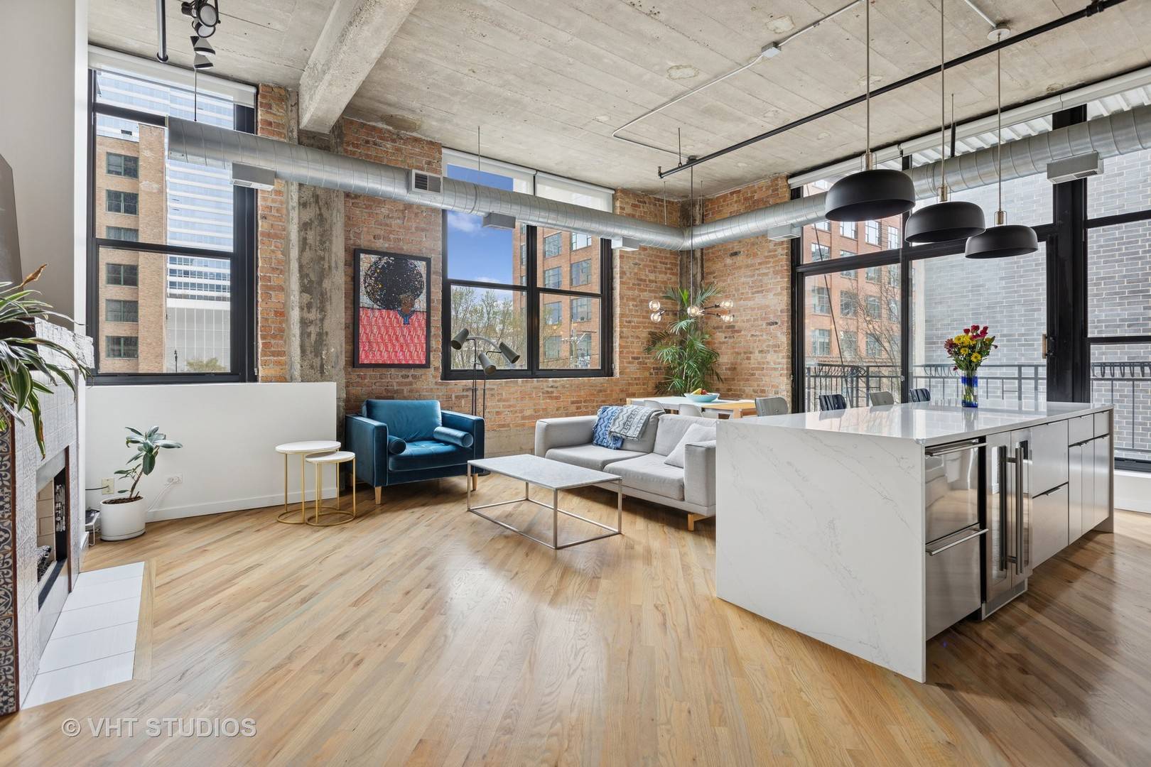 Chicago, IL 60607,843 W Adams ST #309