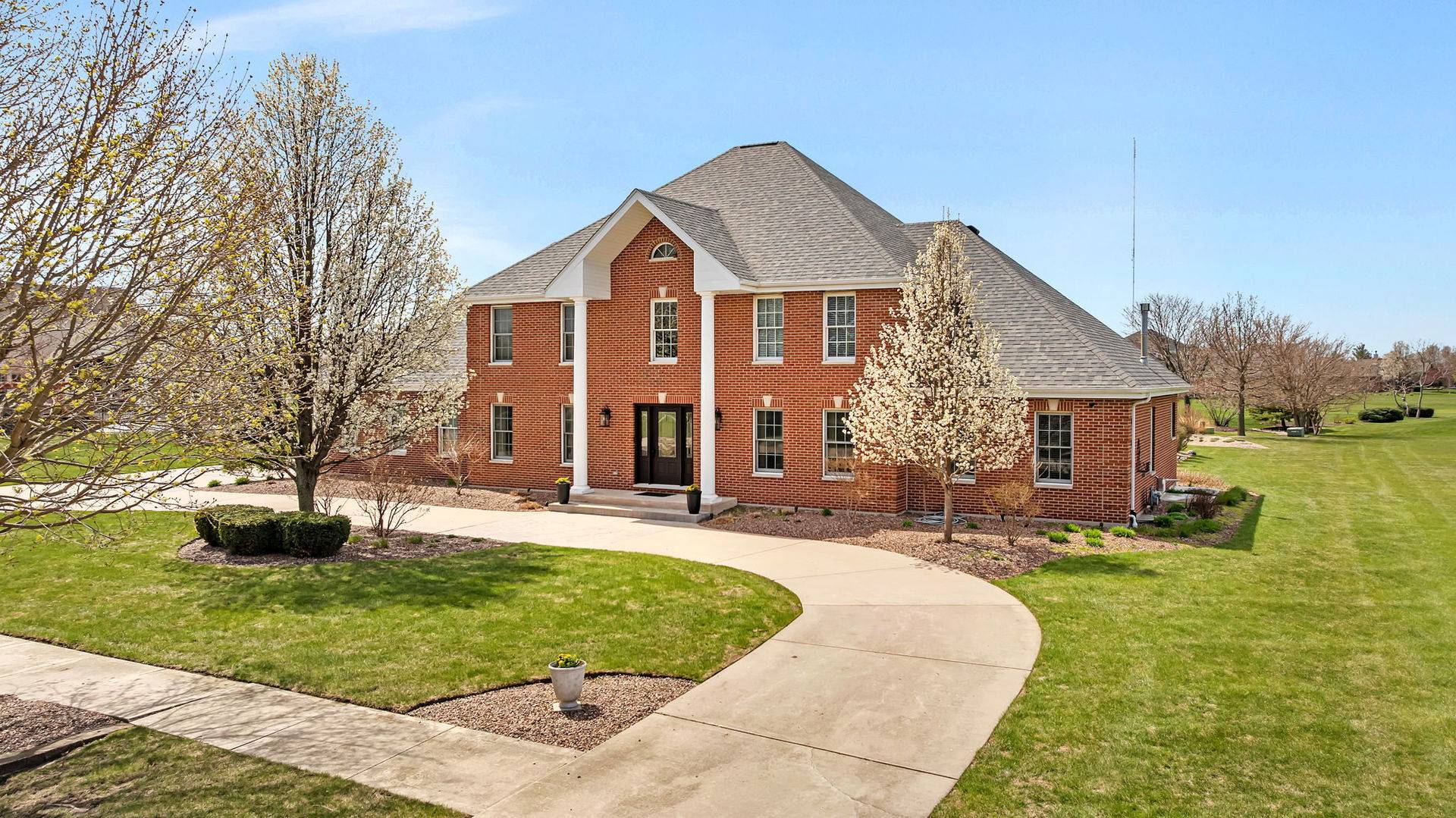 Morris, IL 60450,5255 Crescent Green CT