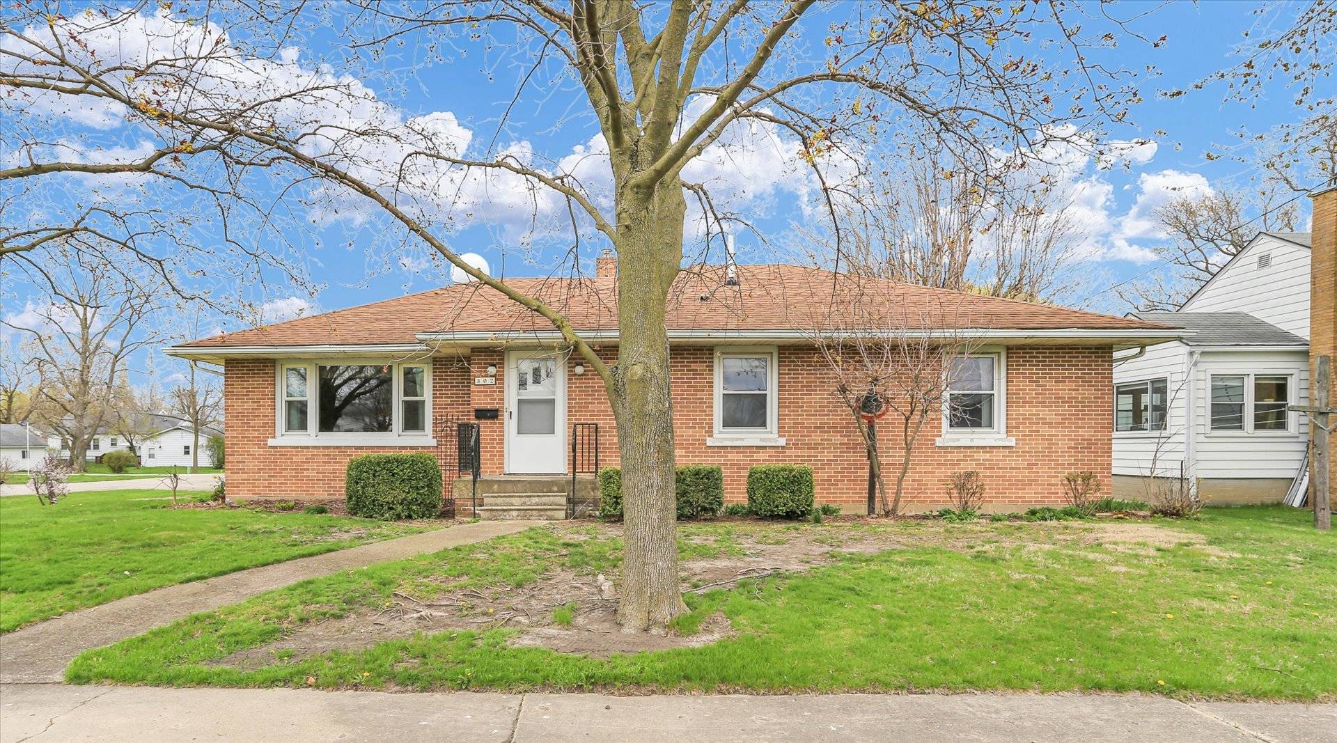 Buckley, IL 60918,302 E Lincoln ST