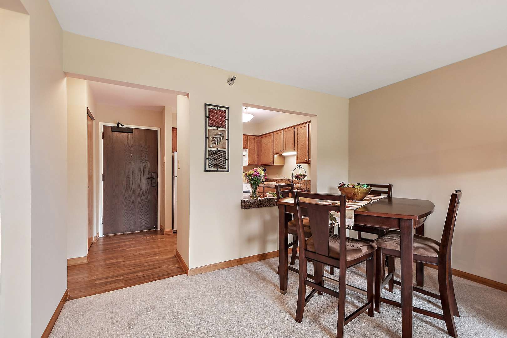 Palos Park, IL 60464,10300 Village Circle DR #1109