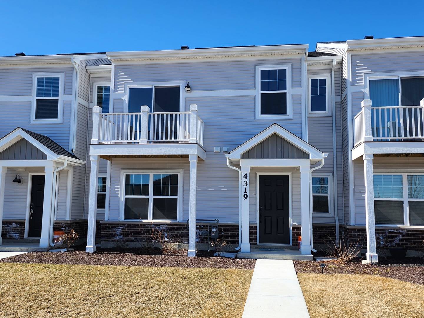 Aurora, IL 60504,4319 Chelsea Manor CIR