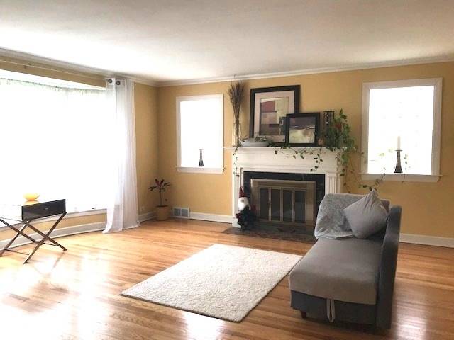 River Forest, IL 60305,1509 William ST
