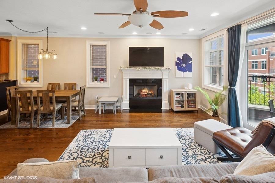 Chicago, IL 60607,1035 W MONROE ST #3