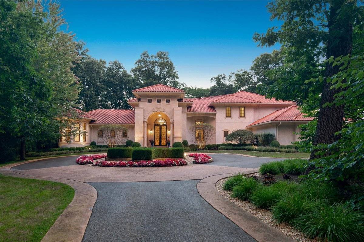 Lake Forest, IL 60045,1036 Barrys CT