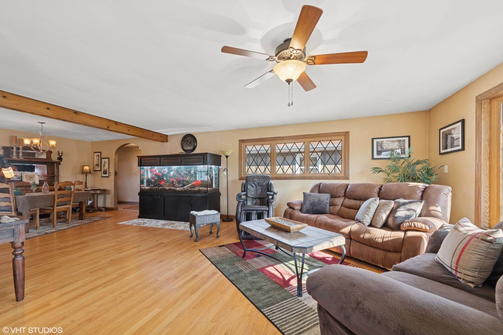 Palatine, IL 60074,924 N Topanga DR