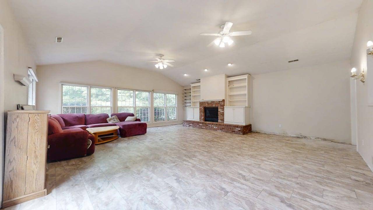 Normal, IL 61761,917 S Linden ST