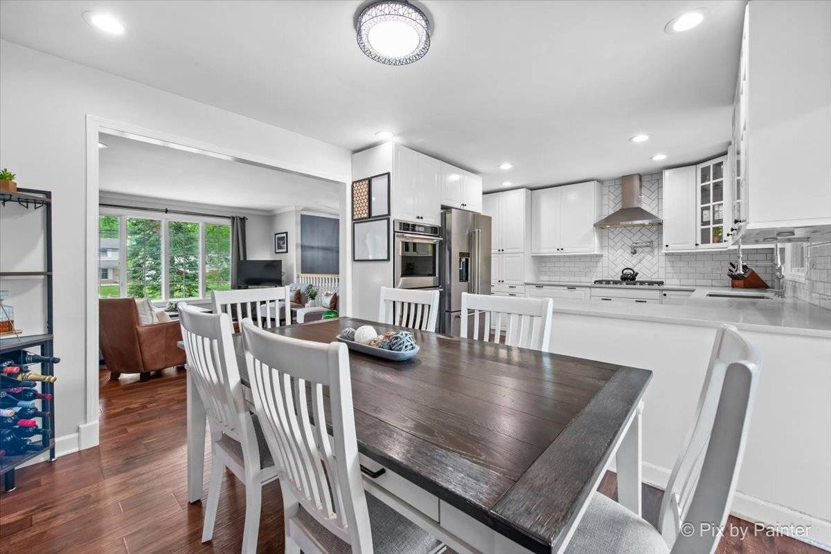 Darien, IL 60561,537 71st ST