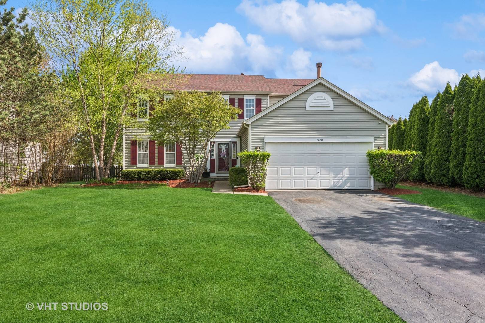 Plainfield, IL 60586,1720 Tall Oaks DR