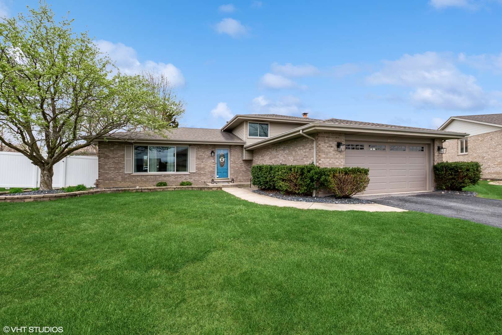 Tinley Park, IL 60477,16155 Justin CT