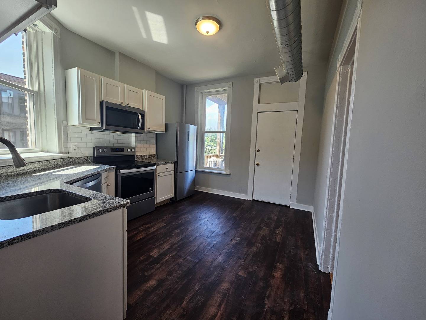 Chicago, IL 60615,5432 S University AVE #2S
