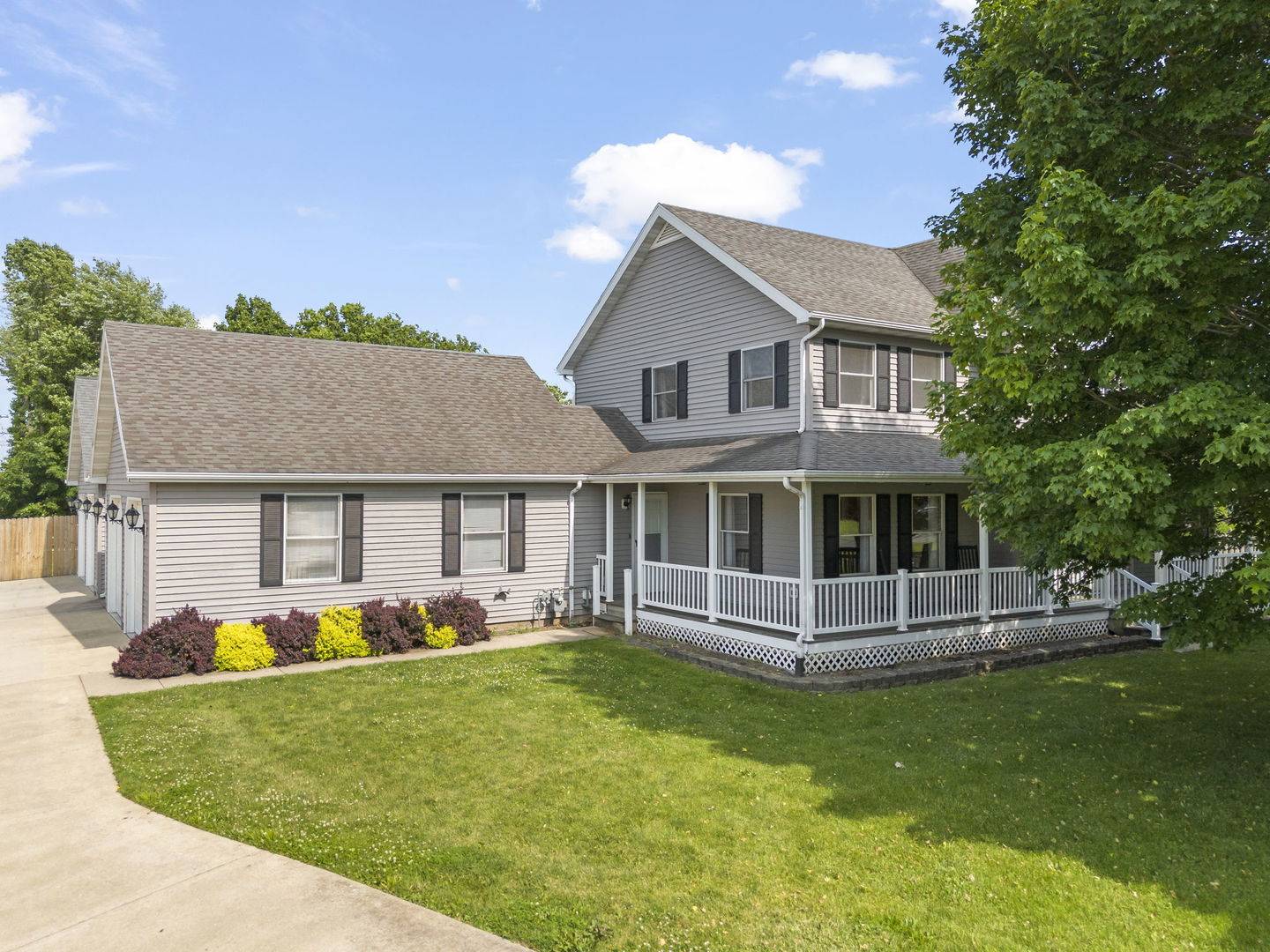 Plainfield, IL 60586,2398 S Williamsburg DR