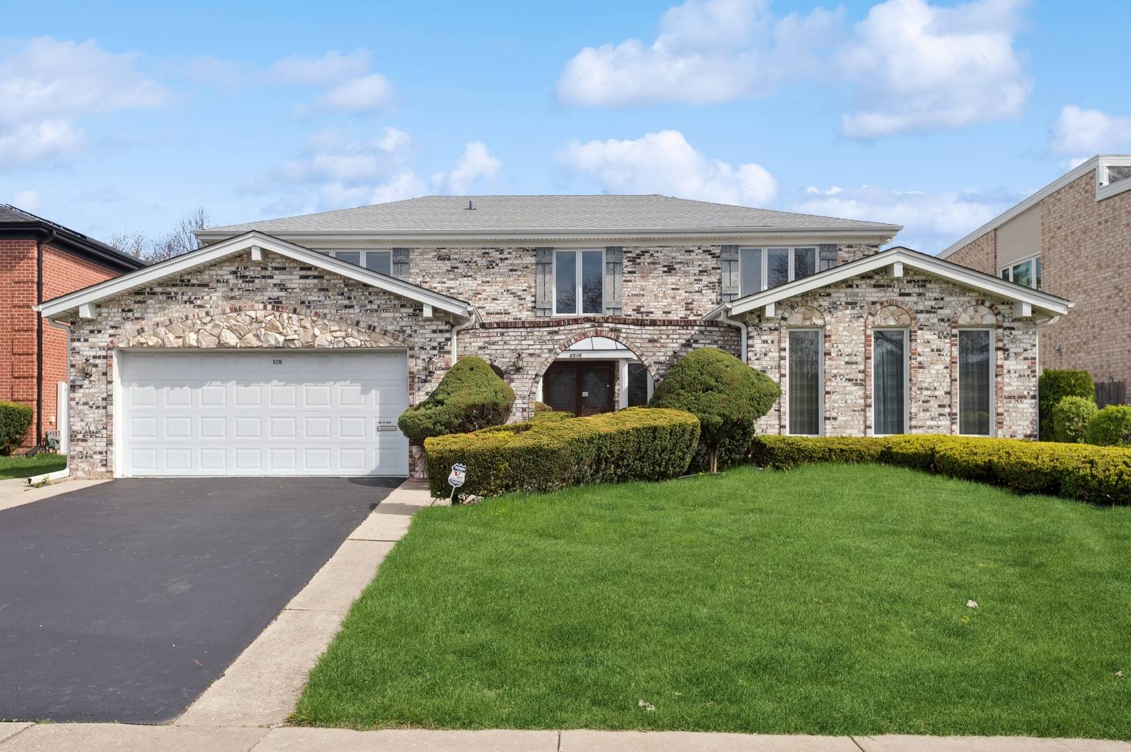 Morton Grove, IL 60053,6516 Hoffman TER