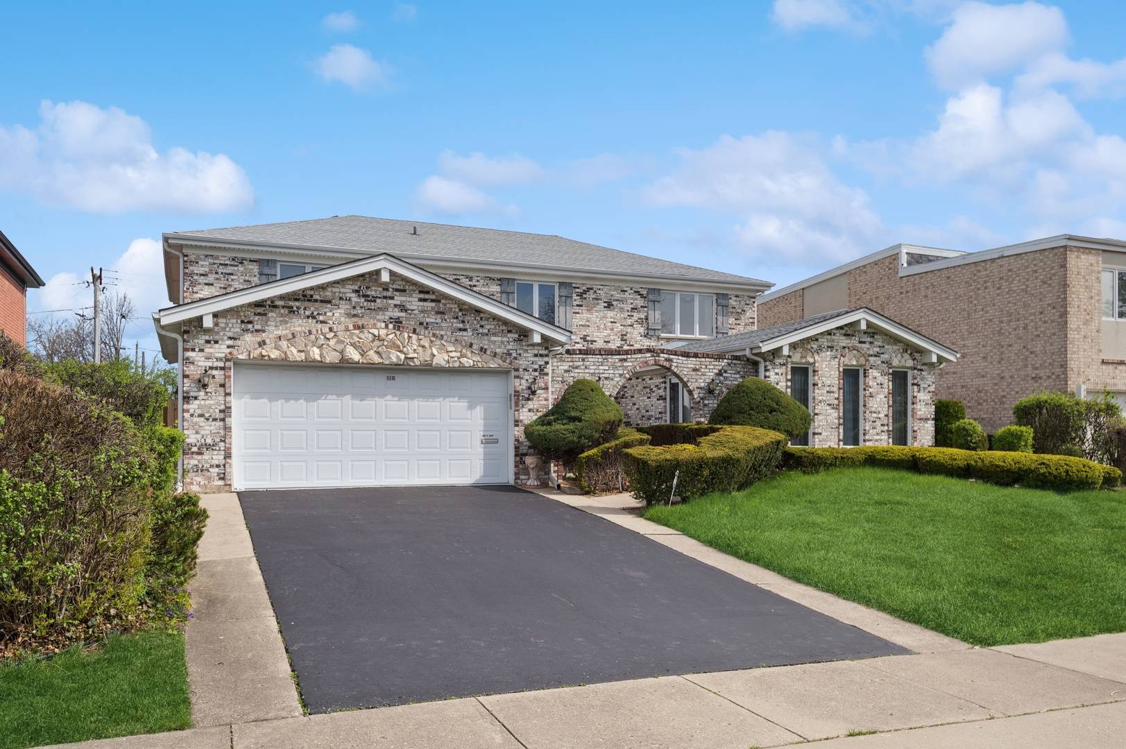 Morton Grove, IL 60053,6516 Hoffman TER