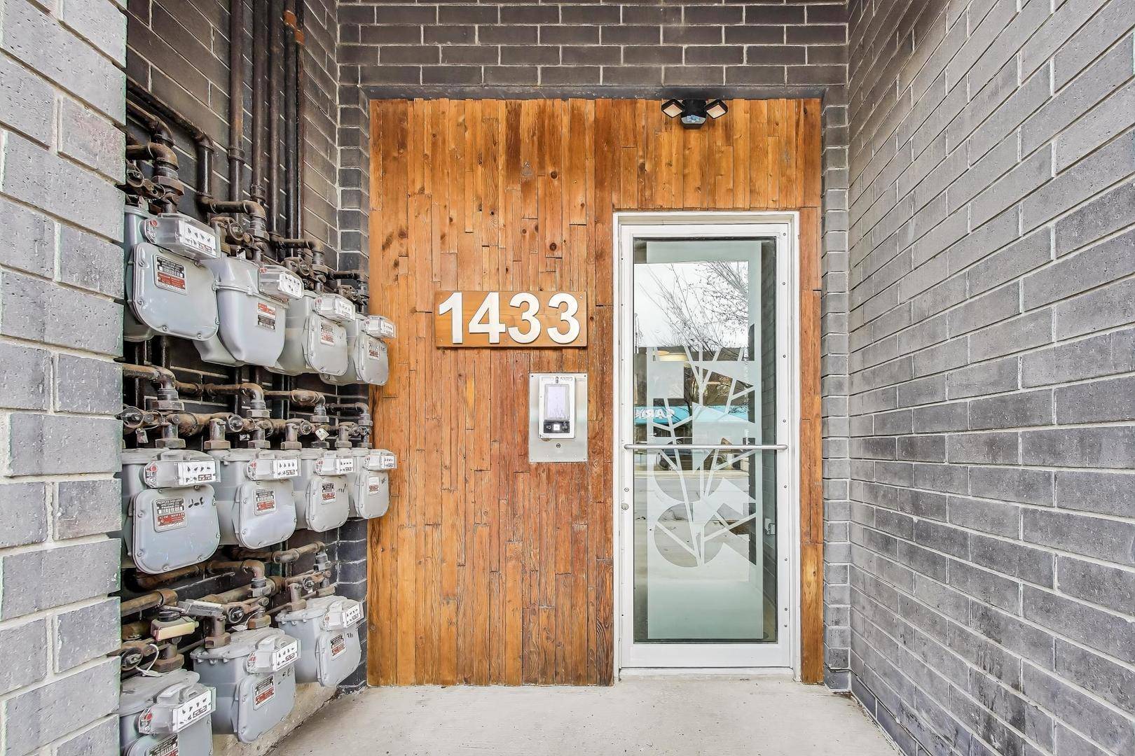 Chicago, IL 60622,1433 N Ashland AVE #3W