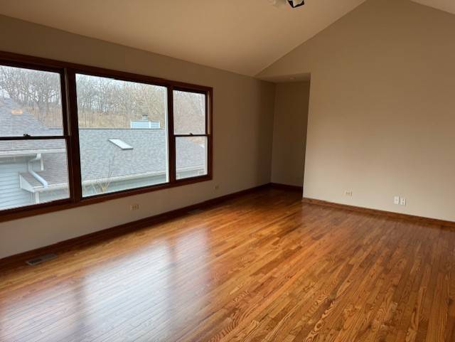 Wauconda, IL 60084,614 Lake Shore BLVD