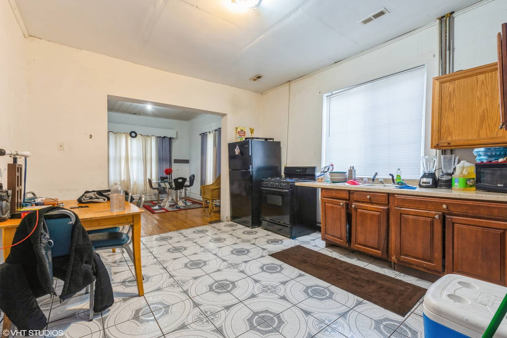 Chicago, IL 60639,1733 N Keating AVE