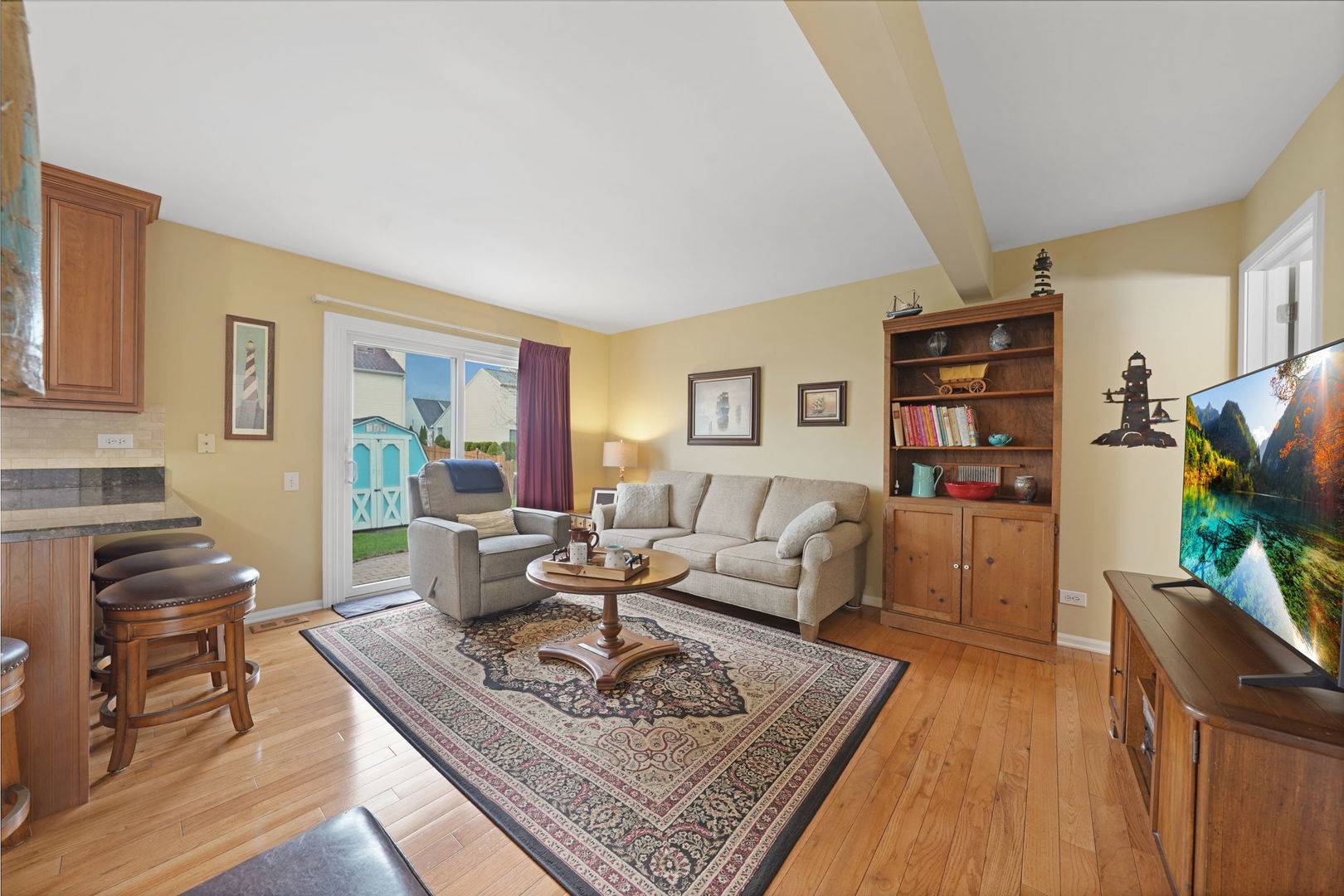 Bartlett, IL 60103,434 Summersweet LN