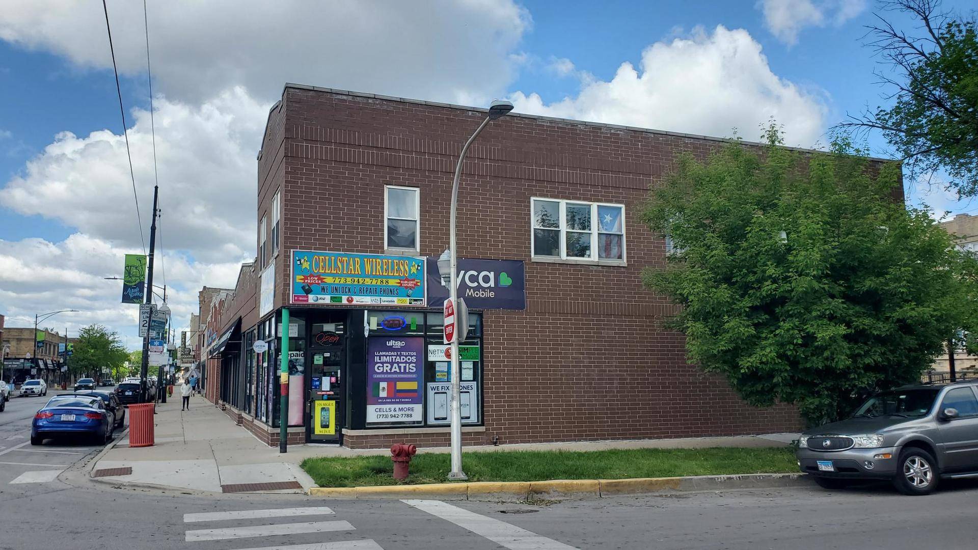 Chicago, IL 60618,3034 W Montrose AVE