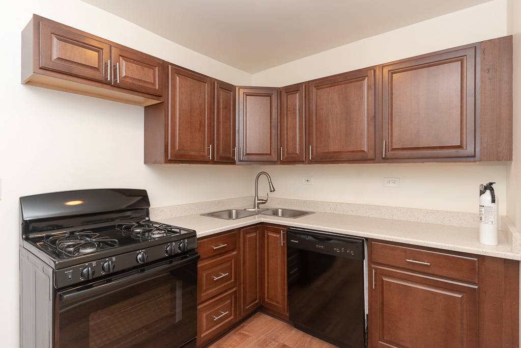 Chicago, IL 60608,2347 W 24th PL #GR