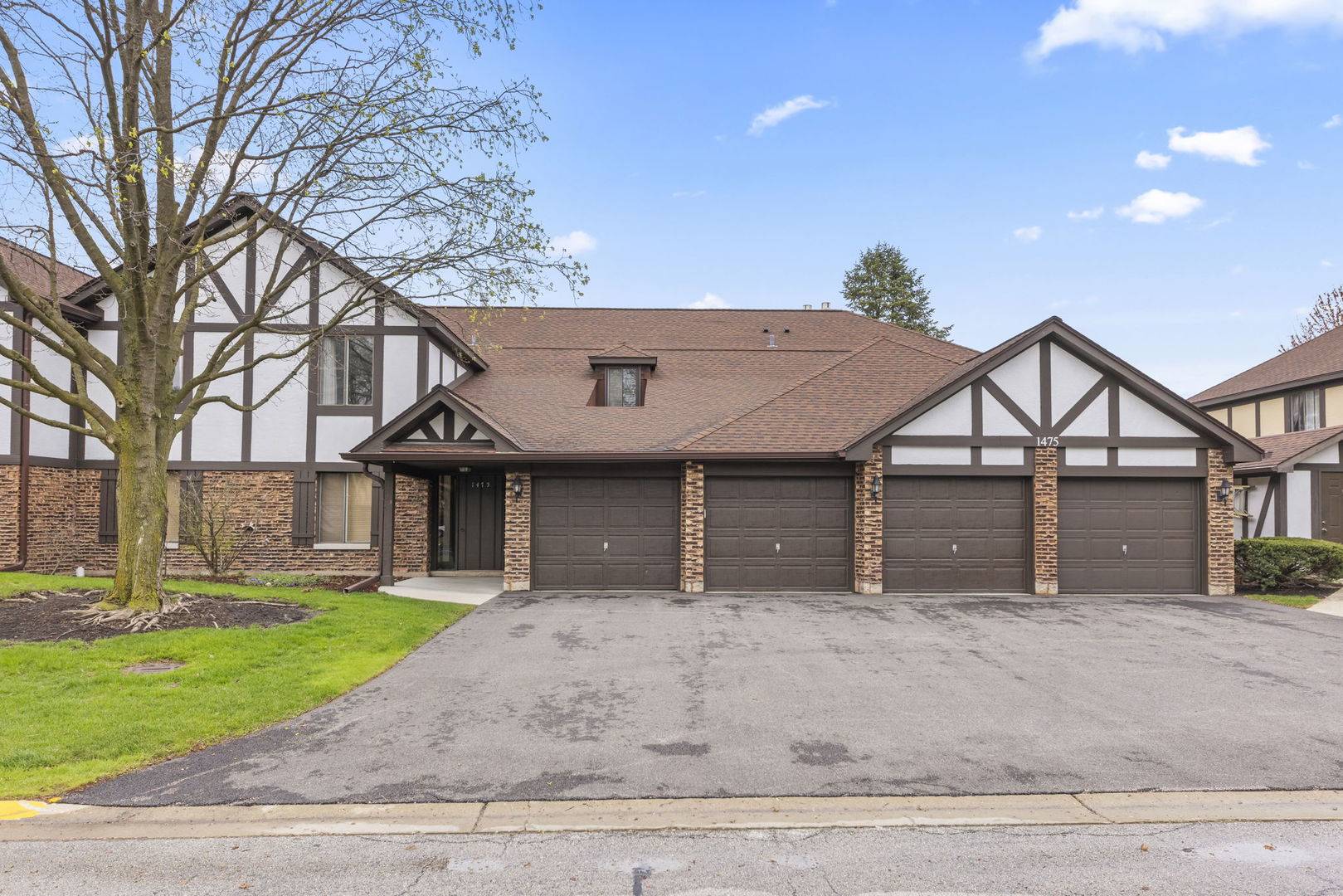 Wheaton, IL 60189,1475 Johnstown LN #C