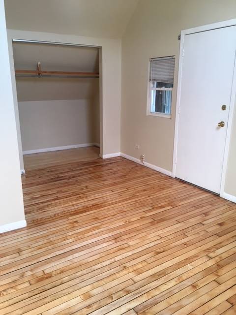 Chicago, IL 60657,1911 W Eddy ST #3