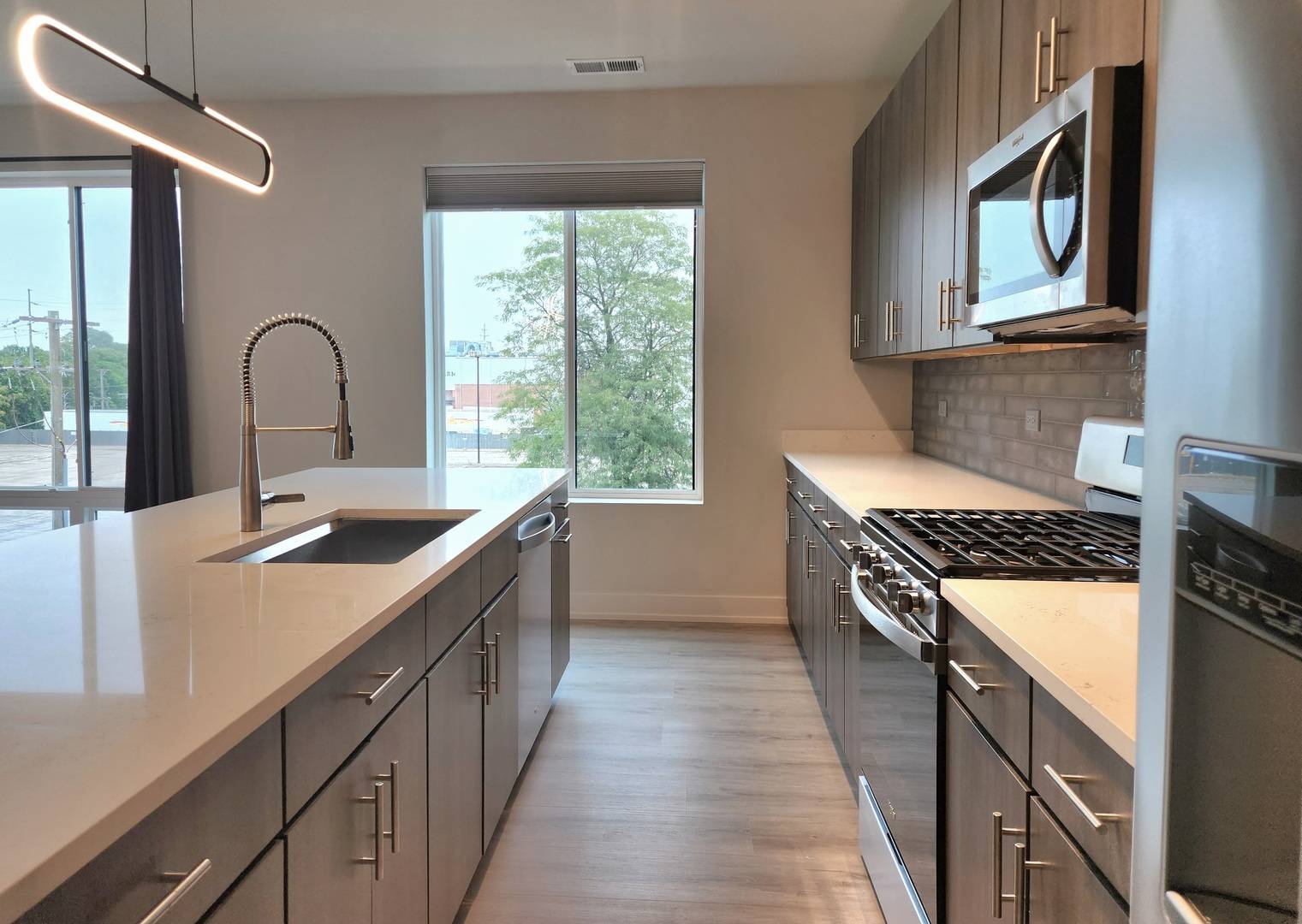Downers Grove, IL 60515,5117 Fairview AVE #315