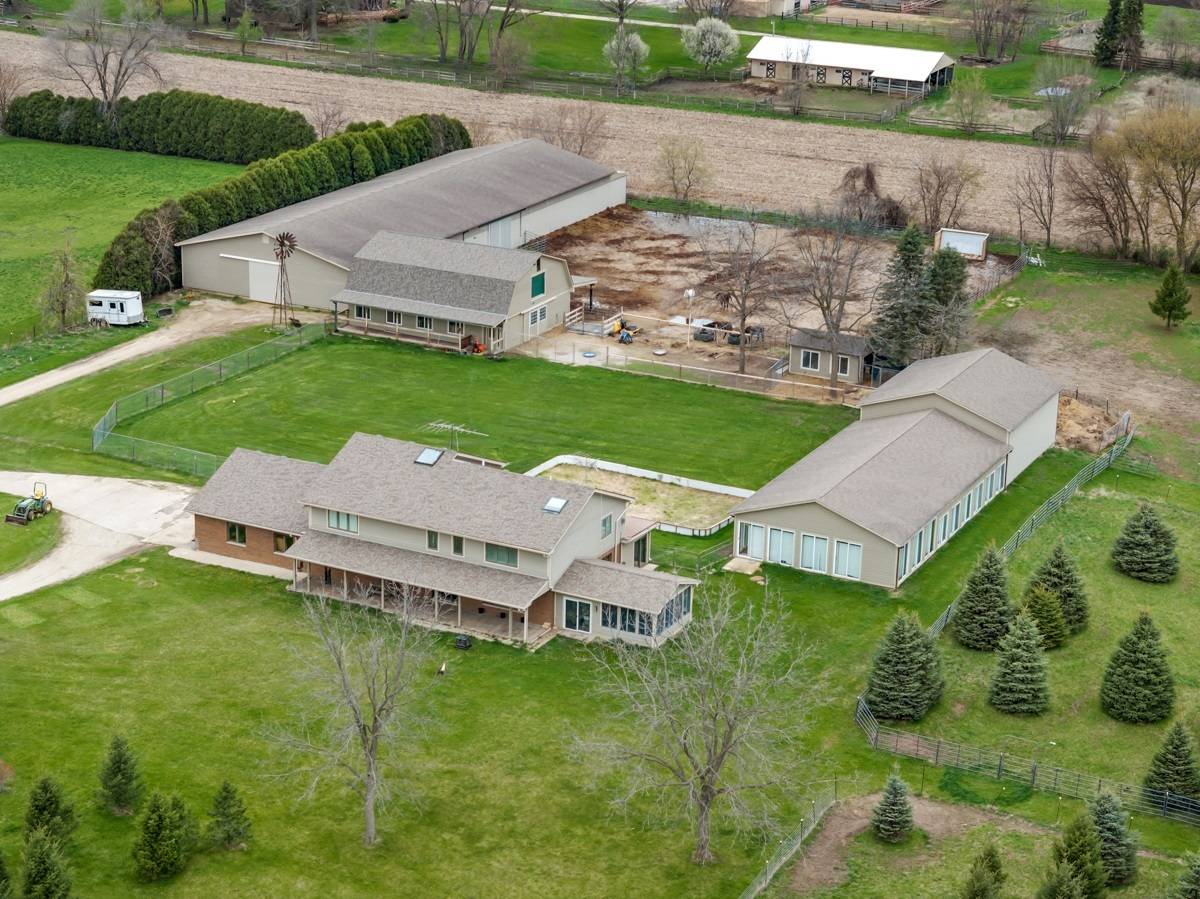 Elgin, IL 60124,41W072 Bowes RD