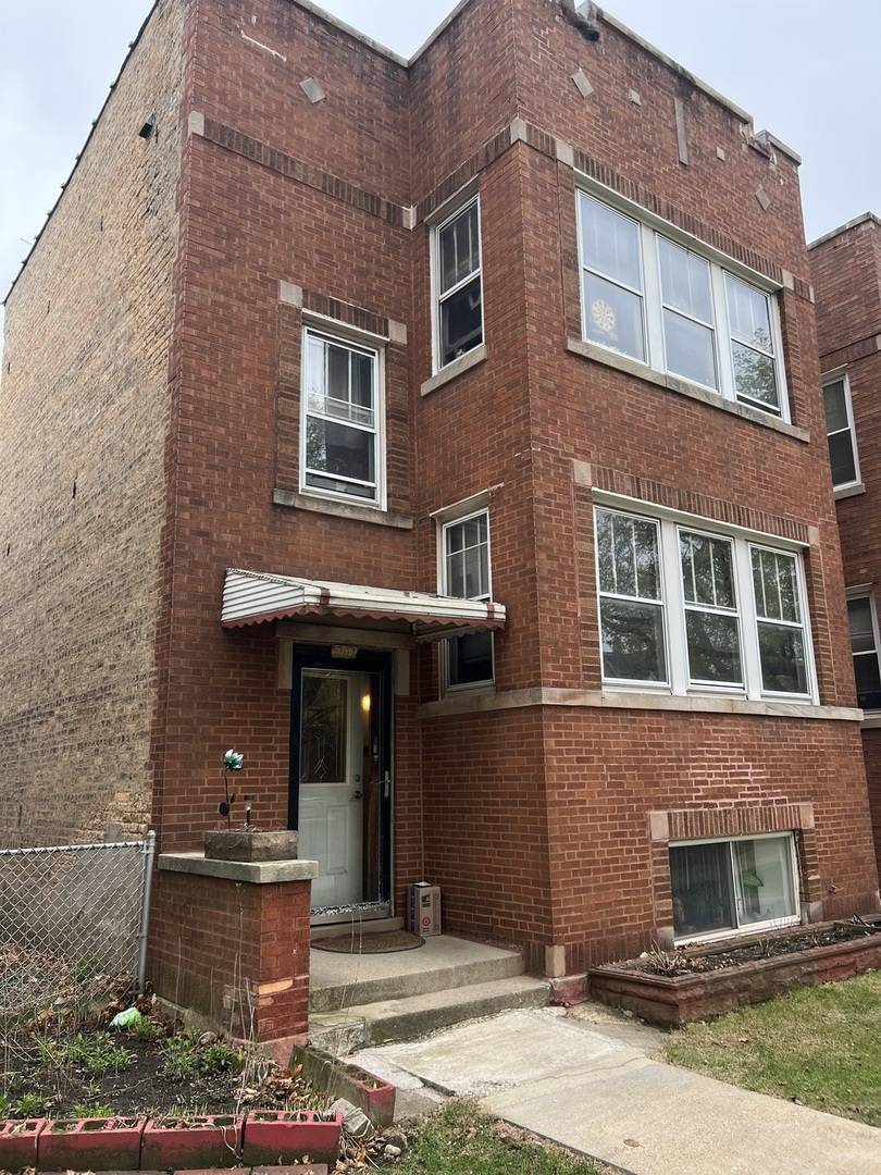Chicago, IL 60630,5107 W Strong ST