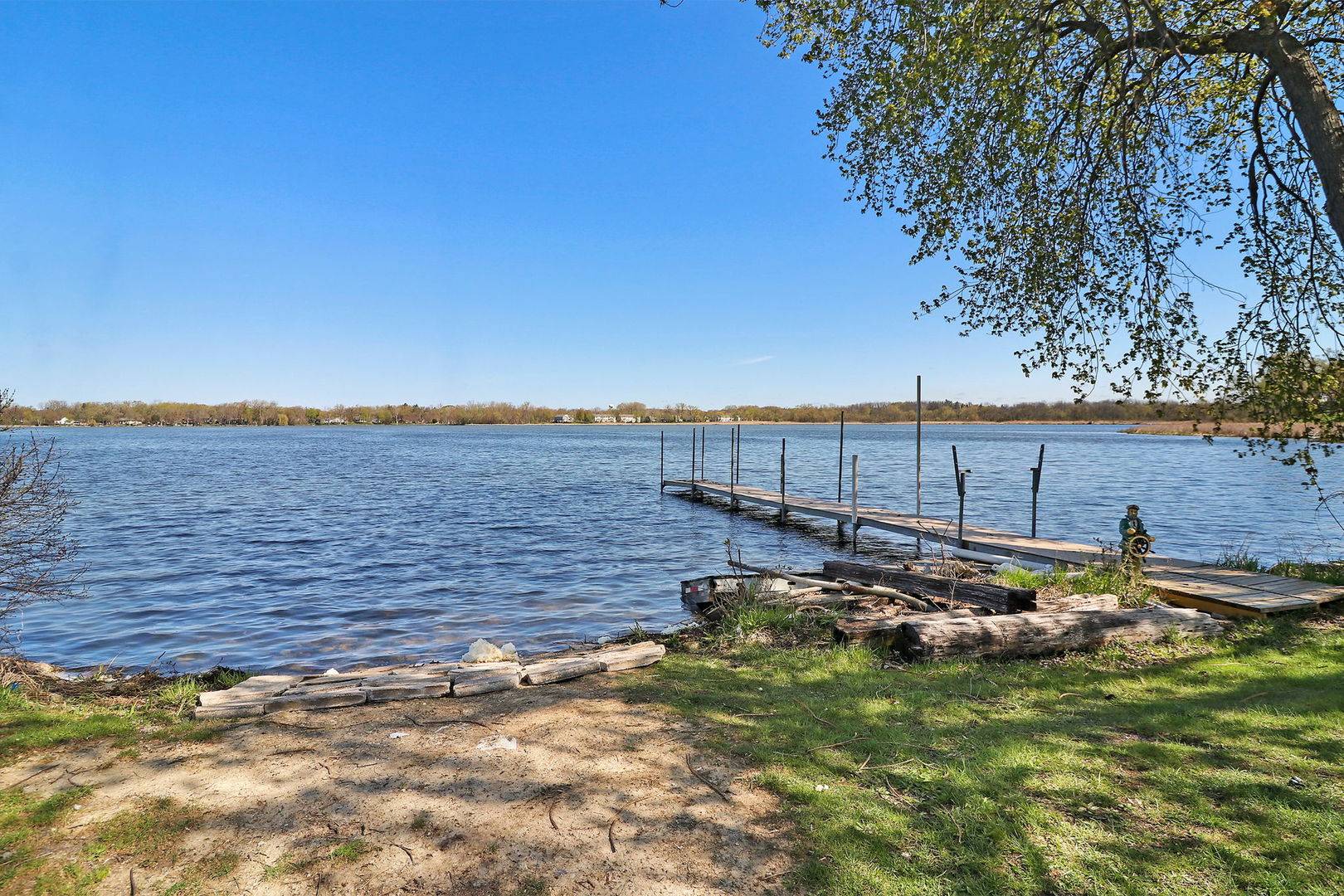 Wauconda, IL 60084,28490 W Main ST