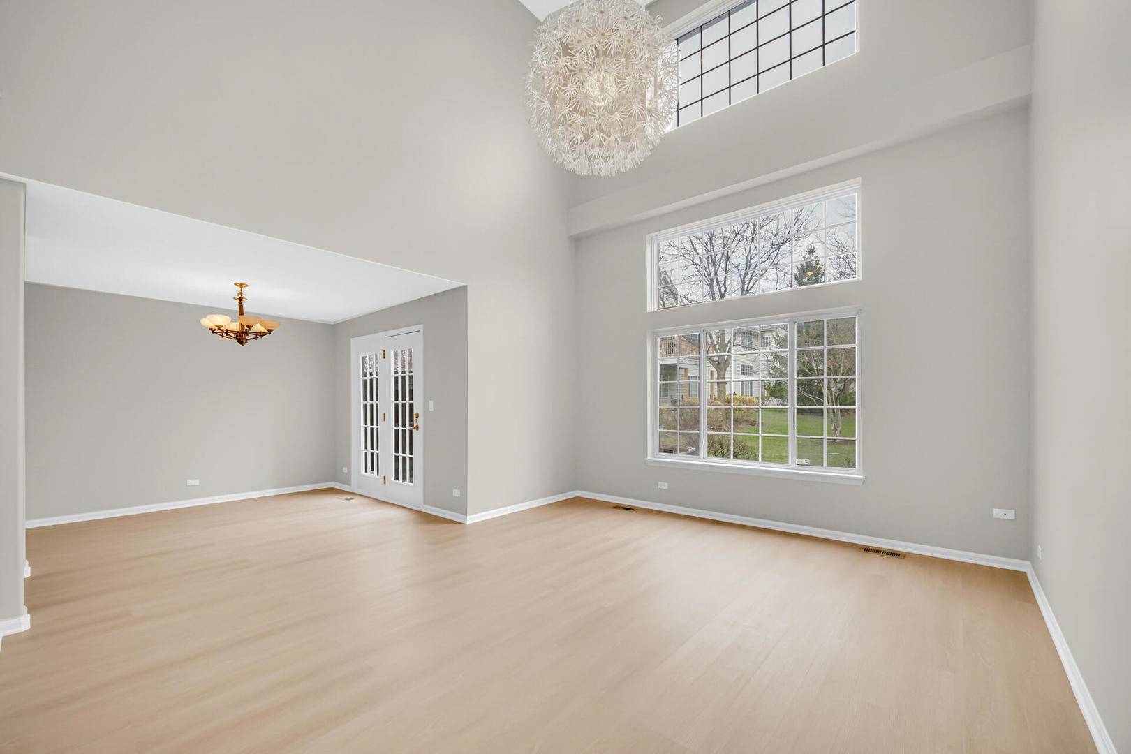 Northbrook, IL 60062,2073 Cambria CT