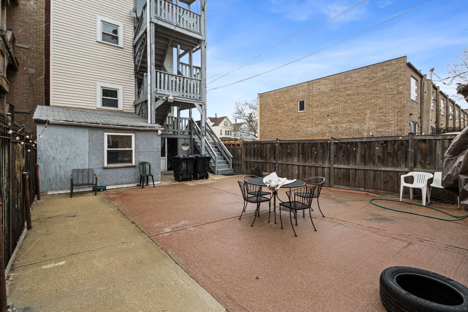 Chicago, IL 60647,2661 W Medill AVE
