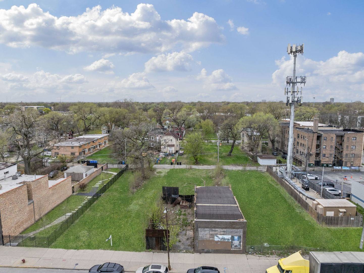 Chicago, IL 60649,7018 S Stony Island AVE