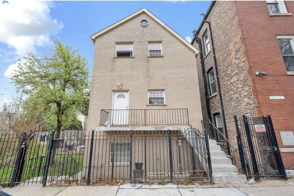 Chicago, IL 60608,2629 W Luther ST