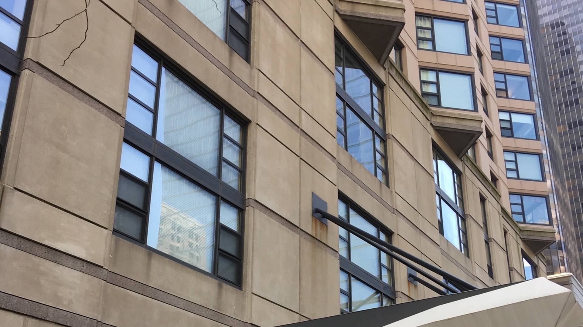 Chicago, IL 60611,401 E Ontario ST #2804