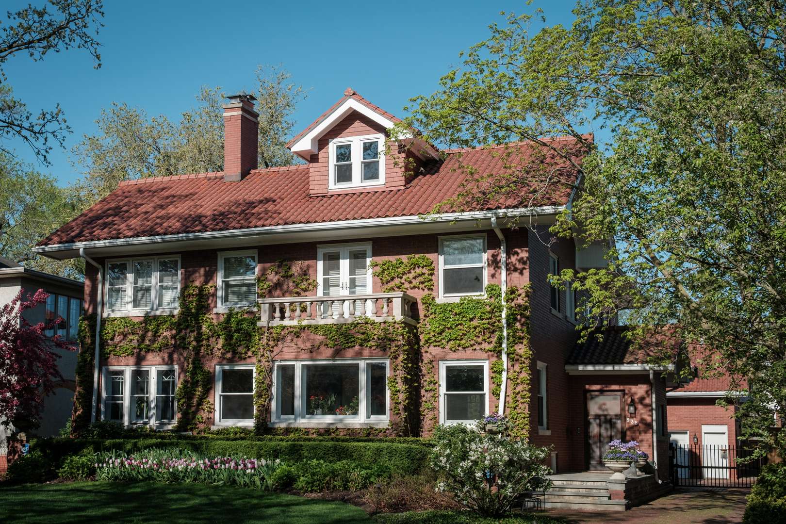 Evanston, IL 60202,938 Edgemere CT