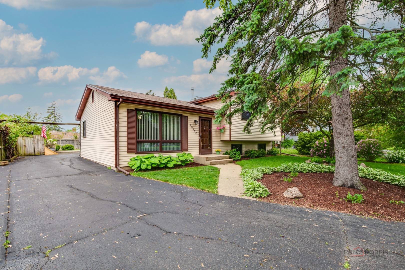 Grayslake, IL 60030,33170 N Battershall RD