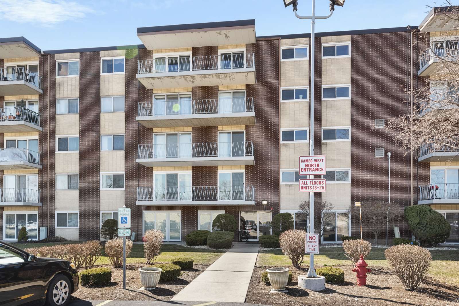 Downers Grove, IL 60515,2900 Maple AVE #16E