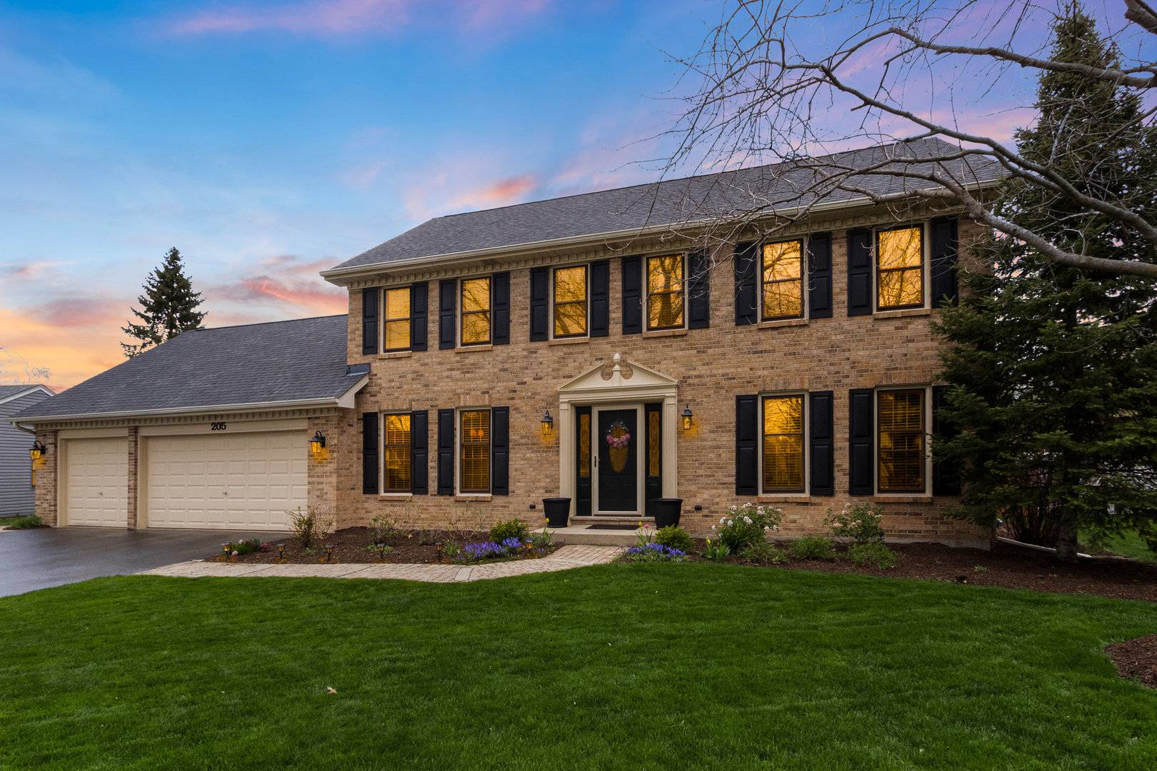 Oswego, IL 60543,205 Northampton DR