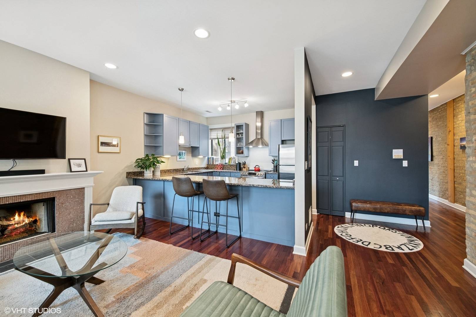 Chicago, IL 60640,4647 N WOLCOTT AVE #2