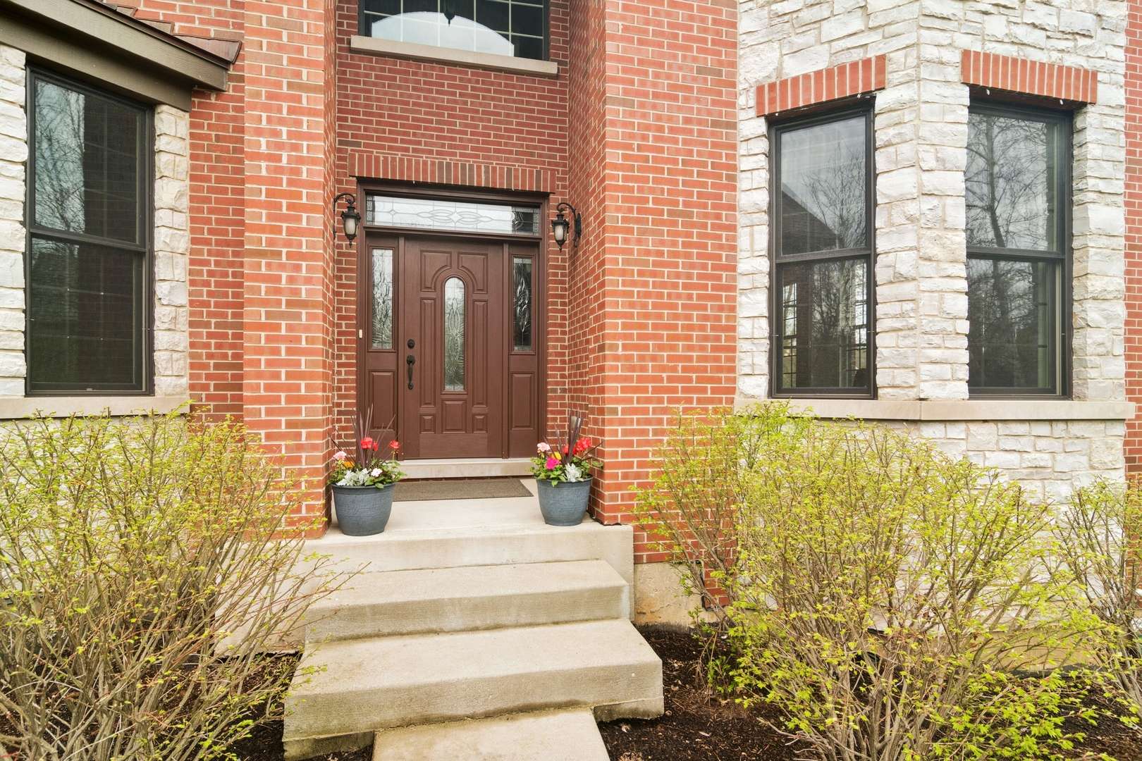 Lincolnshire, IL 60069,2 Charlestowne CT