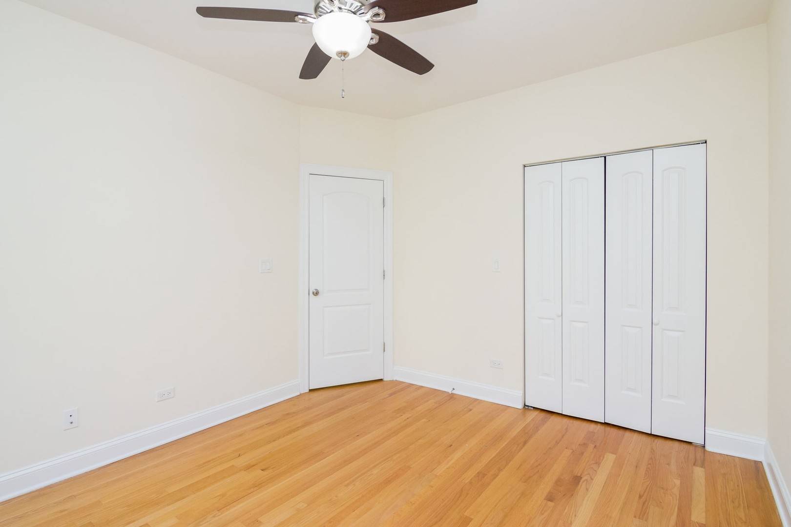 Chicago, IL 60645,2035 W Arthur AVE #3E