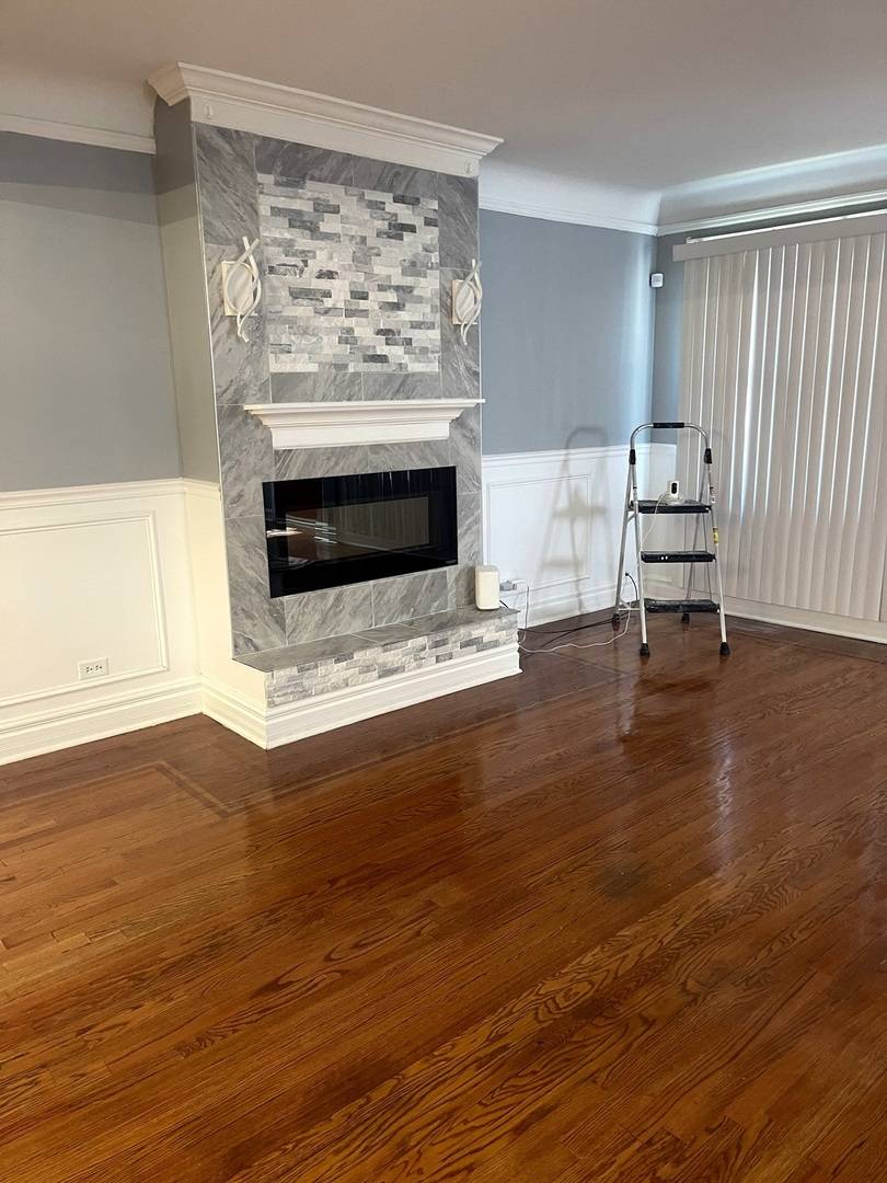 Chicago, IL 60620,Address not disclosed
