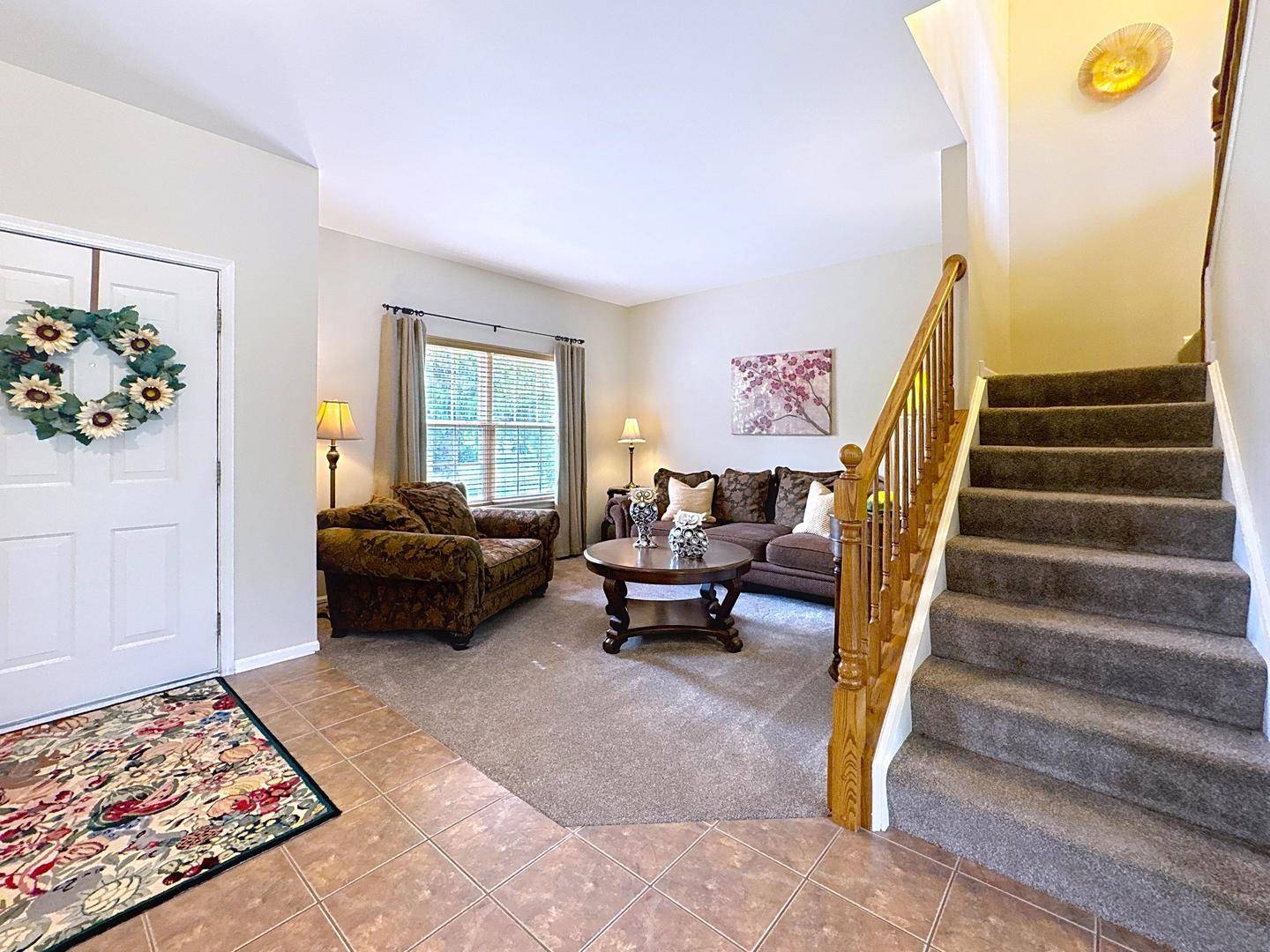 Crystal Lake, IL 60014,851 Crabapple DR