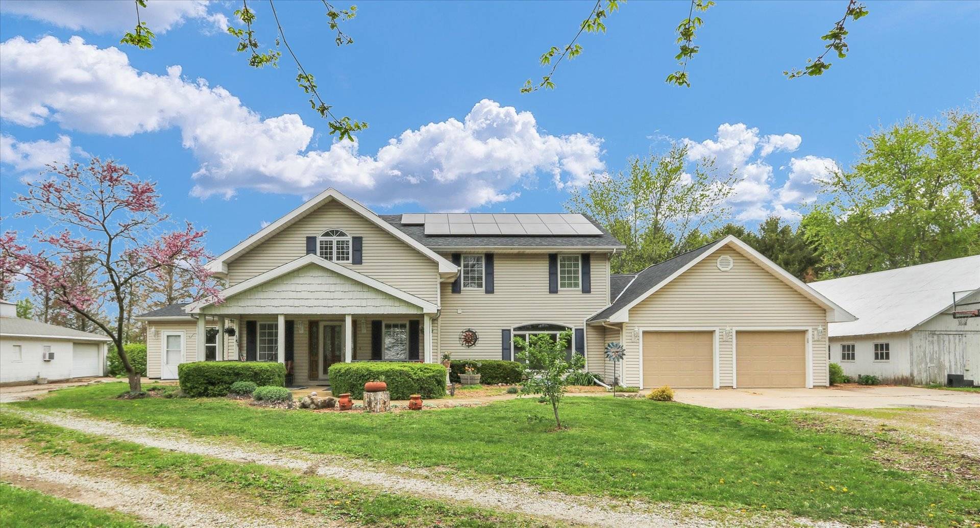 Champaign, IL 61822,2475 County Road 1000 E