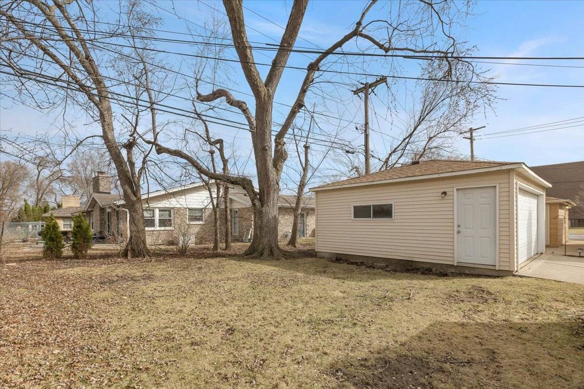 Skokie, IL 60076,4538 Dempster ST