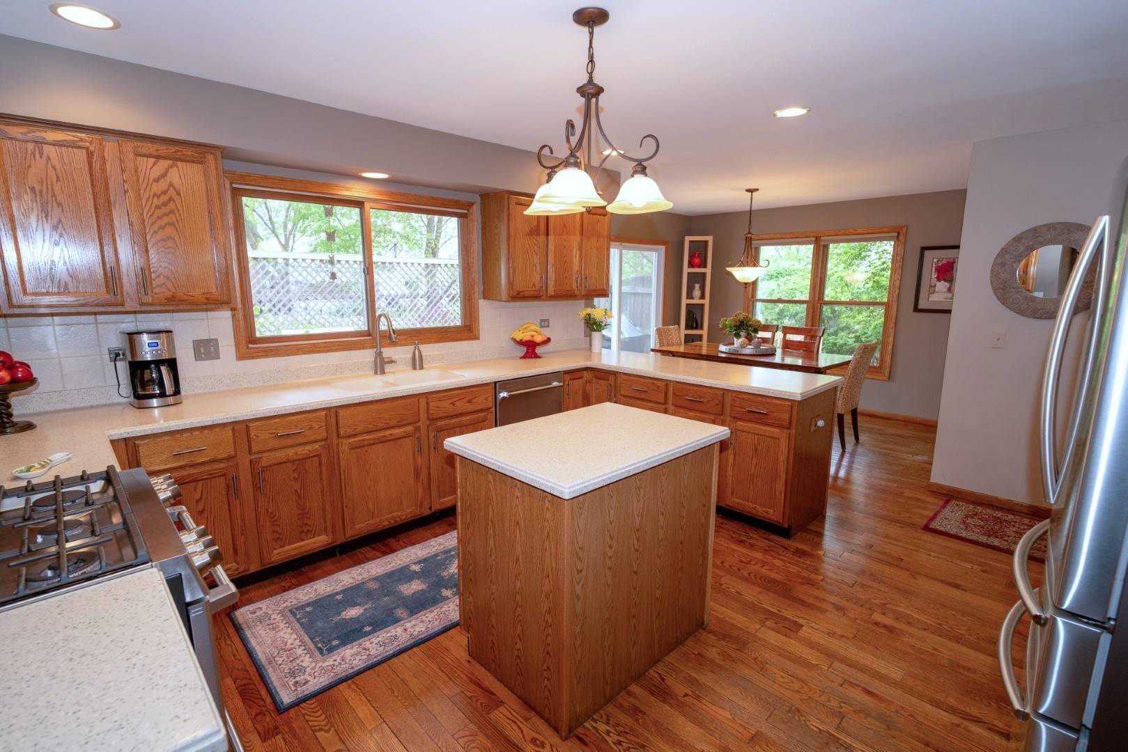 Mundelein, IL 60060,600 Salceda DR